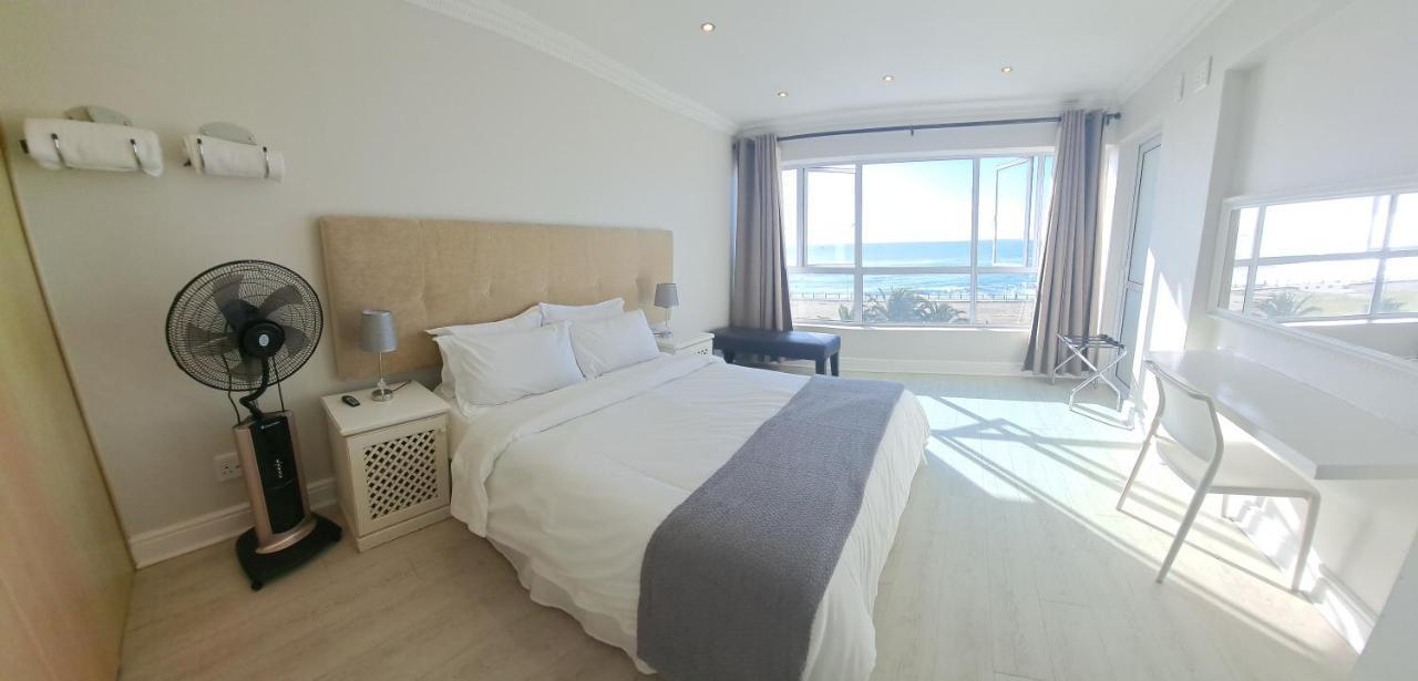 3 Bedroom Sea Facing Family Apartment Cape Town Moullie Point Extérieur photo