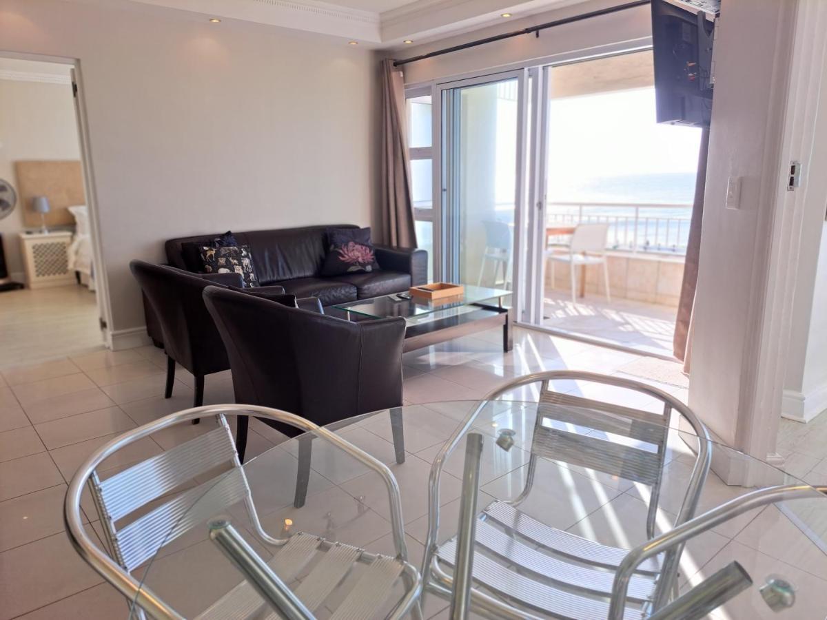 3 Bedroom Sea Facing Family Apartment Cape Town Moullie Point Extérieur photo